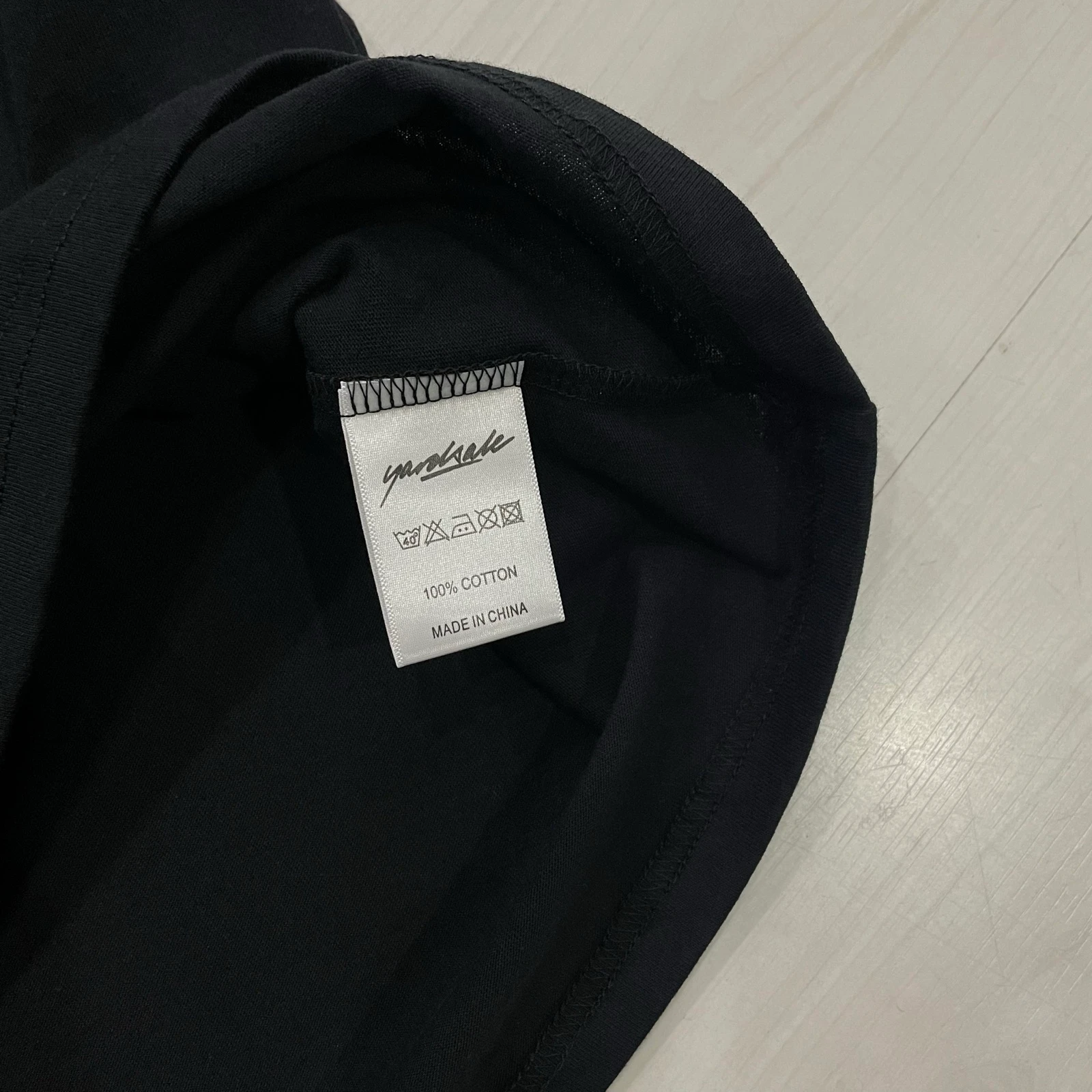 Camiseta Yardsale Charge Tee (Preto) – photo 4